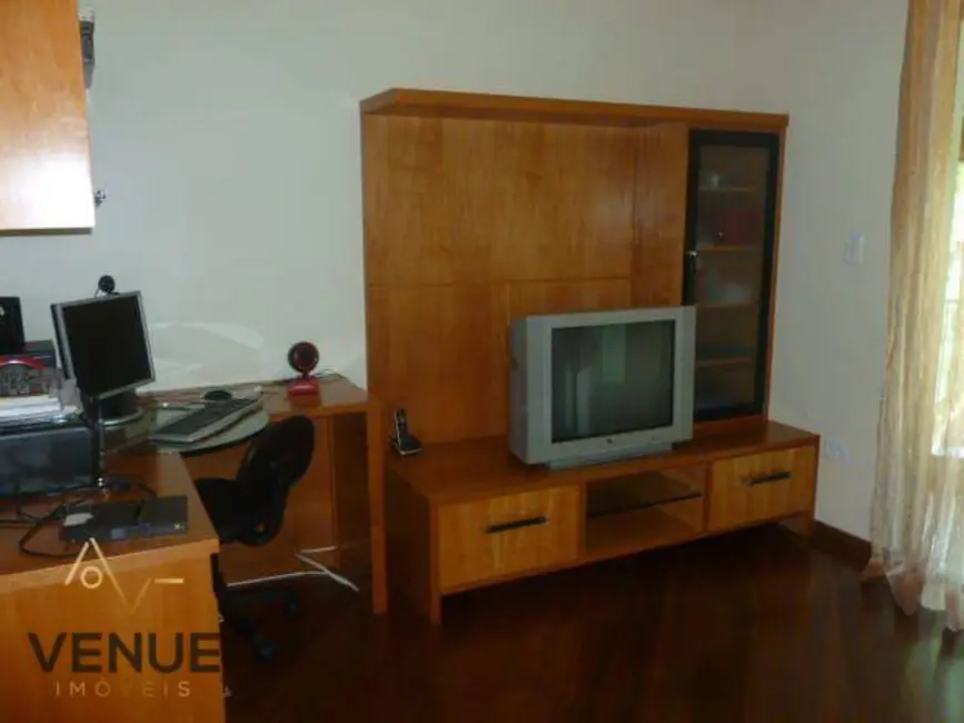 Foto 8 de Sobrado com 3 quartos à venda, 272m2 em Jardim Virginia Bianca, São Paulo - SP