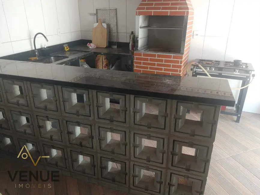 Foto 9 de Sobrado com 3 quartos à venda, 220m2 em Jardim Helena, Ferraz De Vasconcelos - SP