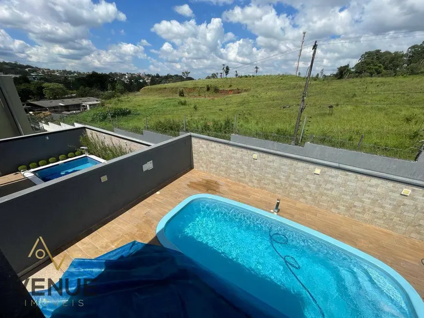 Foto 6 de Sobrado com 3 quartos à venda e para alugar, 260m2 em Residencial Real Park, Aruja - SP