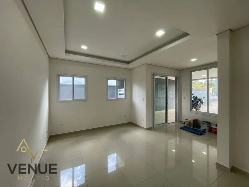 Foto 4 de Sobrado com 3 quartos à venda e para alugar, 260m2 em Residencial Real Park, Aruja - SP