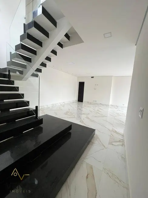 Foto 6 de Sobrado com 4 quartos à venda, 450m2 em Mogi Das Cruzes - SP