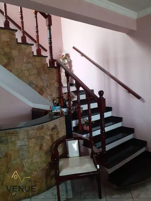 Foto 9 de Sobrado com 4 quartos à venda, 292m2 em Parque Oratório, Santo Andre - SP