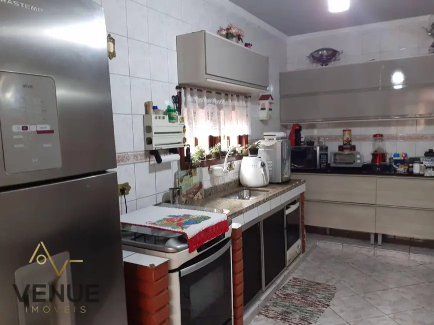 Foto 4 de Sobrado com 4 quartos à venda, 292m2 em Parque Oratório, Santo Andre - SP