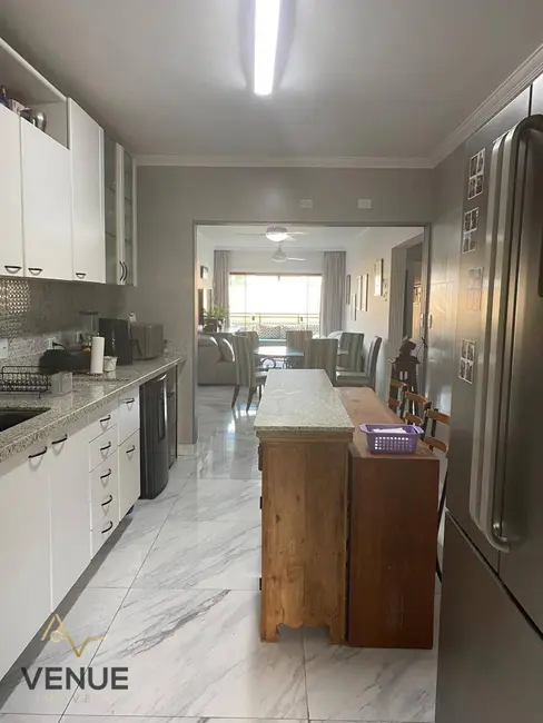 Foto 1 de Apartamento com 4 quartos à venda, 128m2 em Guaruja - SP