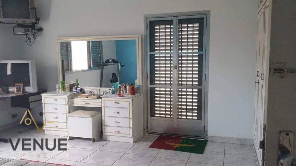 Sobrado com 3 quartos à venda, 240m2 em Vila Santa Isabel, São Paulo - SP - imagem 3 Foto 3 de Sobrado com 3 quartos à venda, 240m2 em Vila Santa Isabel, São Paulo - SP
