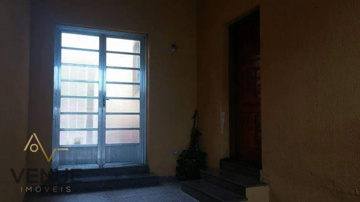 Foto 2 de Sobrado com 3 quartos à venda, 240m2 em Vila Santa Isabel, São Paulo - SP