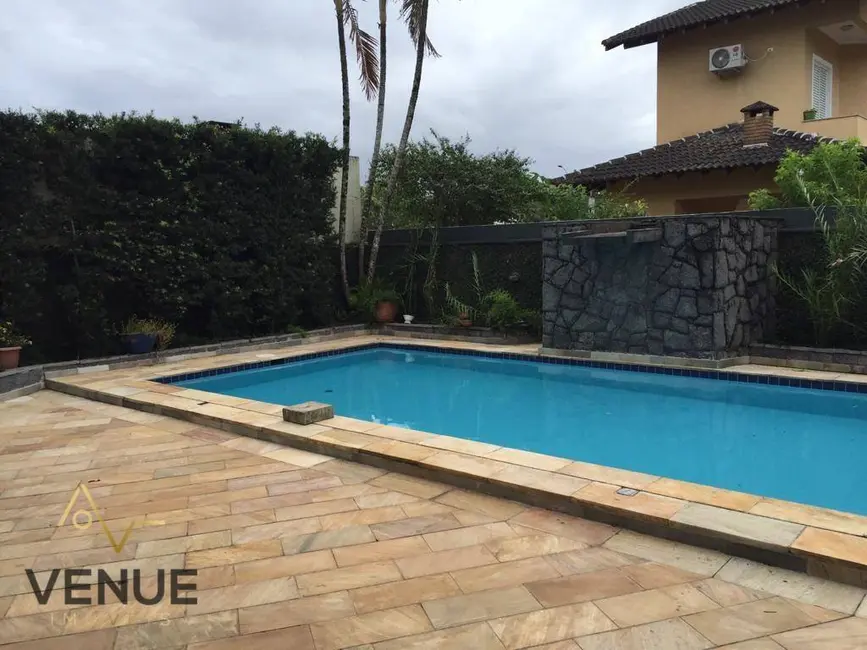 Casa de Condomínio com 4 quartos à venda, 360m2 em Balneário Praia do Pernambuco, Guaruja - SP - imagem 5 Foto 5 de Casa de Condomínio com 4 quartos à venda, 360m2 em Balneário Praia do Pernambuco, Guaruja - SP