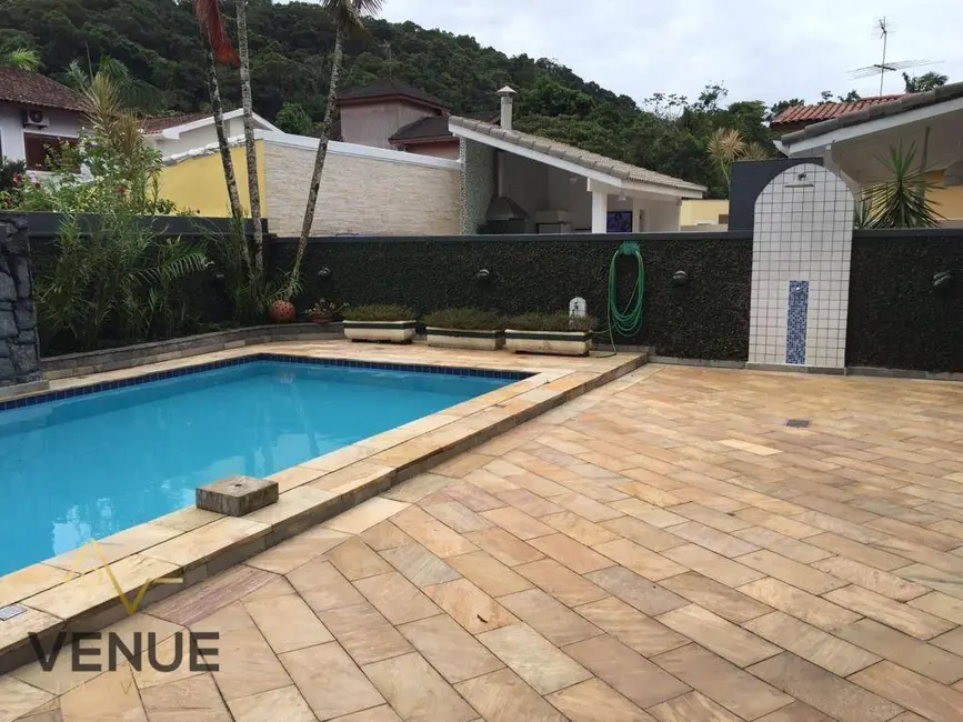 Casa de Condomínio com 4 quartos à venda, 360m2 em Balneário Praia do Pernambuco, Guaruja - SP - imagem 6 Foto 6 de Casa de Condomínio com 4 quartos à venda, 360m2 em Balneário Praia do Pernambuco, Guaruja - SP