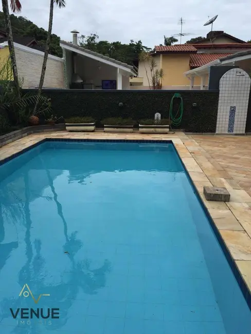 Casa de Condomínio com 4 quartos à venda, 360m2 em Balneário Praia do Pernambuco, Guaruja - SP - imagem 8 Foto 8 de Casa de Condomínio com 4 quartos à venda, 360m2 em Balneário Praia do Pernambuco, Guaruja - SP