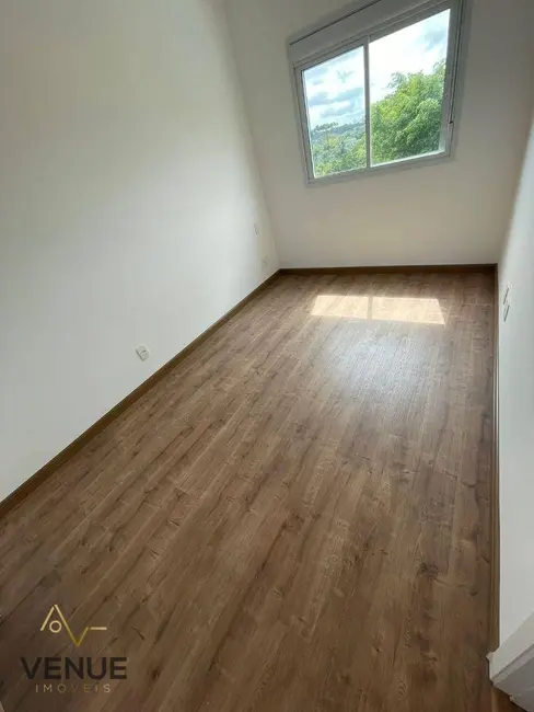 Foto 4 de Apartamento com 2 quartos à venda e para alugar, 59m2 em Aruja - SP