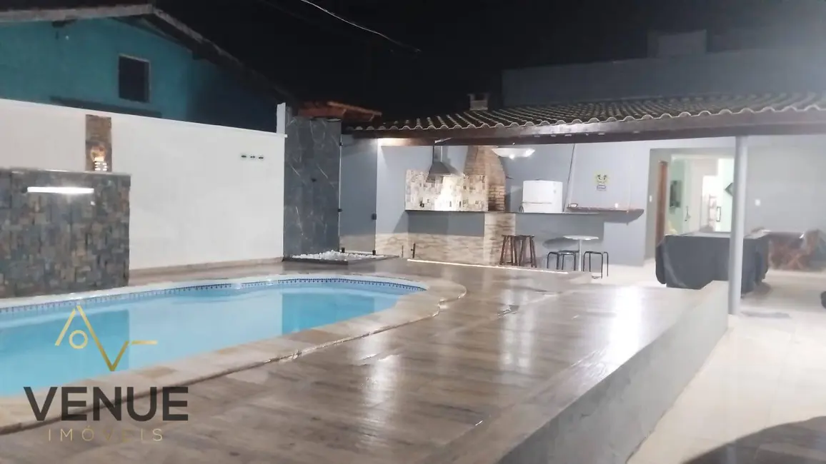 Foto 4 de Casa com 9 quartos à venda, 360m2 em Pontal de Santa Marina, Caraguatatuba - SP