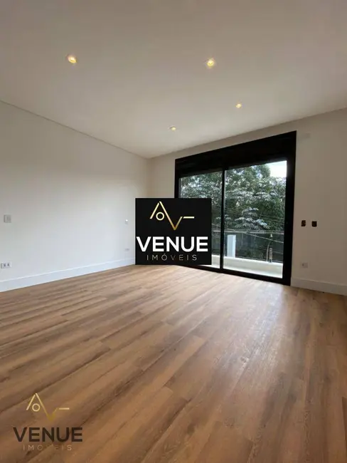 Foto 5 de Casa de Condomínio com 5 quartos à venda, 306m2 em Residencial Real Park, Aruja - SP