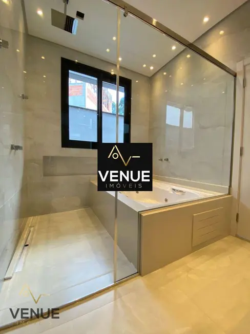 Foto 9 de Casa de Condomínio com 5 quartos à venda, 306m2 em Residencial Real Park, Aruja - SP