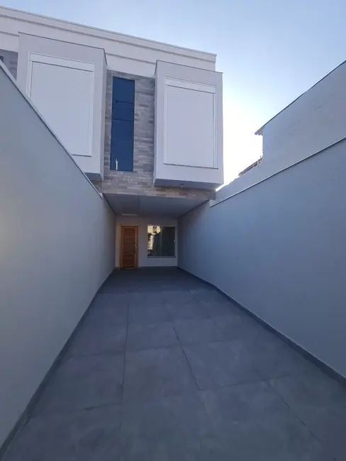 Sobrado com 3 quartos à venda, 145m2 em Vila Ré, São Paulo - SP - imagem 2 Foto 2 de Sobrado com 3 quartos à venda, 145m2 em Vila Ré, São Paulo - SP