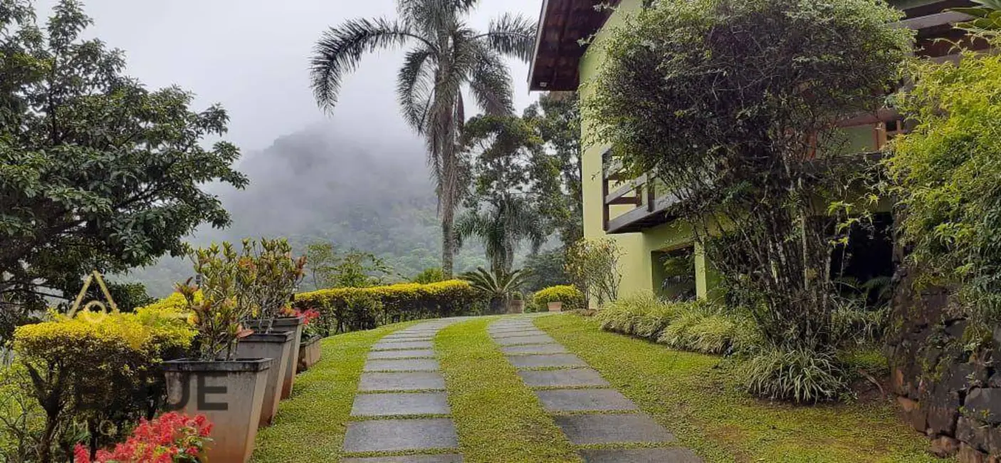 Foto 1 de Casa de Condomínio com 3 quartos à venda, 1172m2 em Santo Antonio Do Pinhal - SP