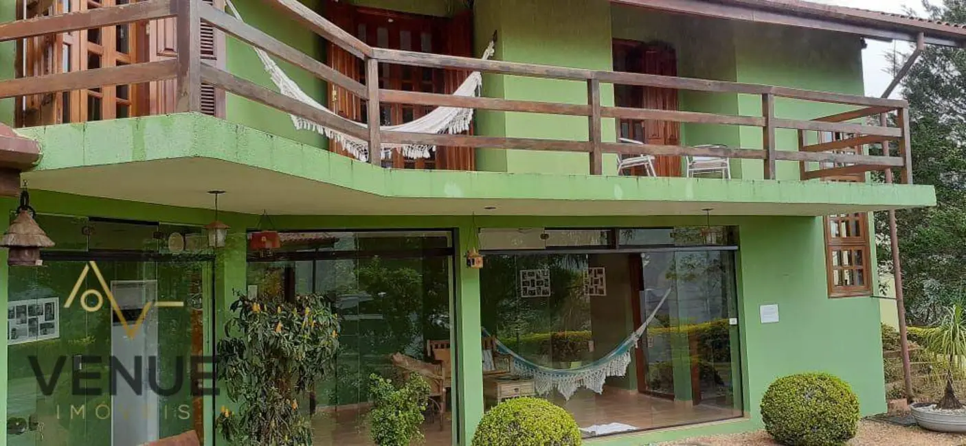 Casa de Condomínio com 3 quartos à venda, 1172m2 em Santo Antonio Do Pinhal - SP - imagem 8 Foto 8 de Casa de Condomínio com 3 quartos à venda, 1172m2 em Santo Antonio Do Pinhal - SP