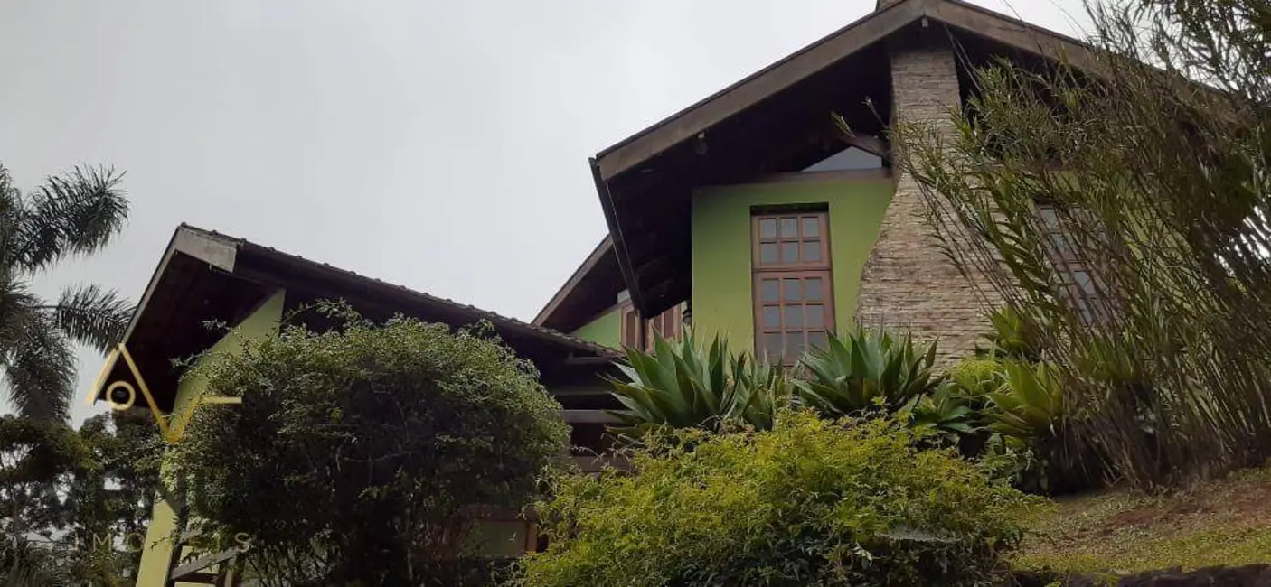 Casa de Condomínio com 3 quartos à venda, 1172m2 em Santo Antonio Do Pinhal - SP - imagem 9 Foto 9 de Casa de Condomínio com 3 quartos à venda, 1172m2 em Santo Antonio Do Pinhal - SP