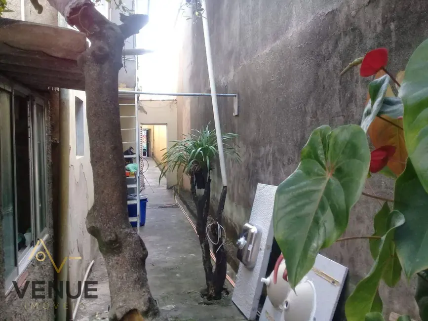 Foto 7 de Sobrado com 6 quartos à venda, 240m2 em Jardim Iva, São Paulo - SP