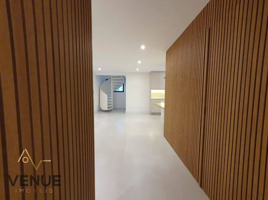 Cobertura com 3 quartos à venda, 170m2 em Vila Olímpia, São Paulo - SP - imagem 8 Foto 8 de Cobertura com 3 quartos à venda, 170m2 em Vila Olímpia, São Paulo - SP