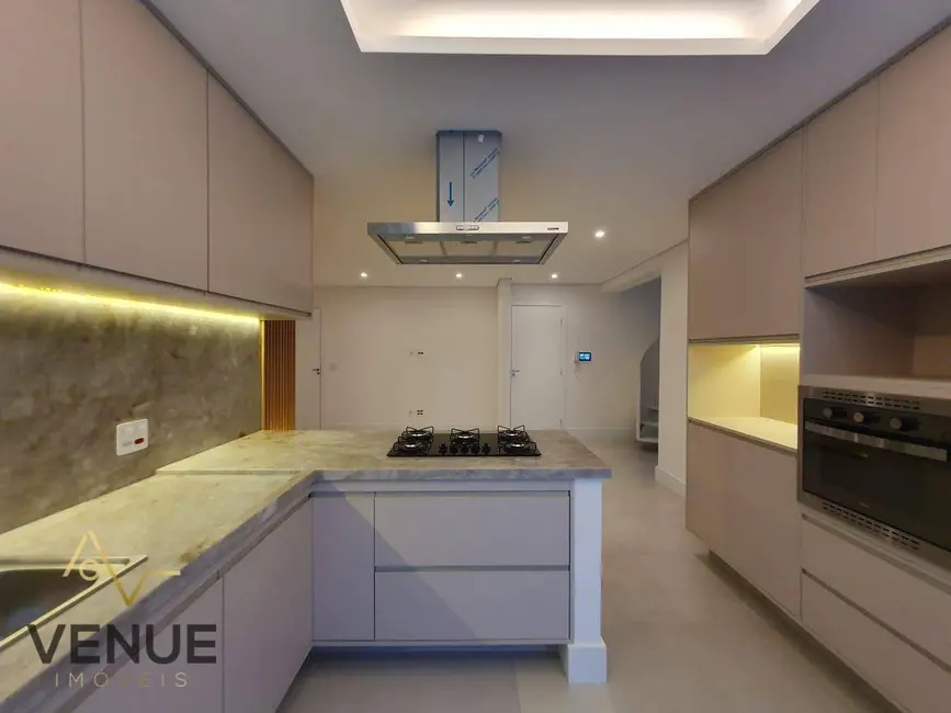 Cobertura com 3 quartos à venda, 170m2 em Vila Olímpia, São Paulo - SP - imagem 4 Foto 4 de Cobertura com 3 quartos à venda, 170m2 em Vila Olímpia, São Paulo - SP