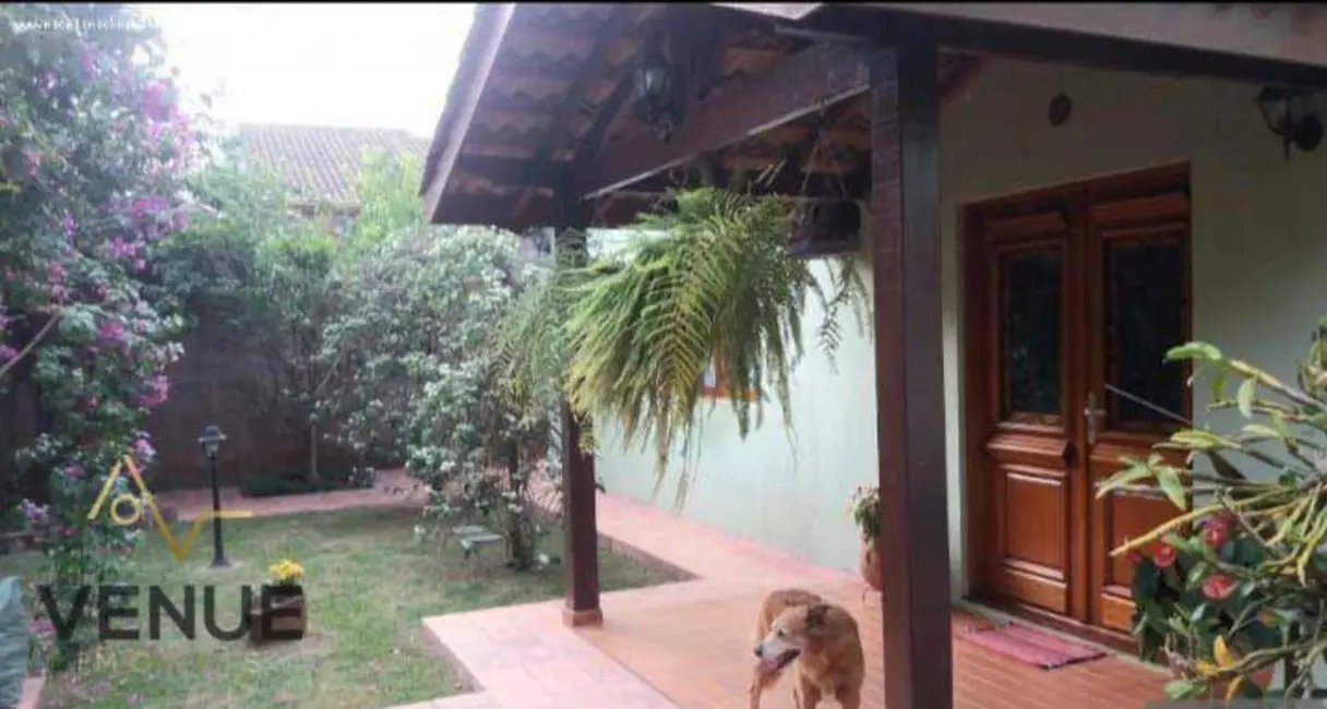 Foto 3 de Casa com 3 quartos à venda, 1100m2 em Jardim Estância Brasil, Atibaia - SP