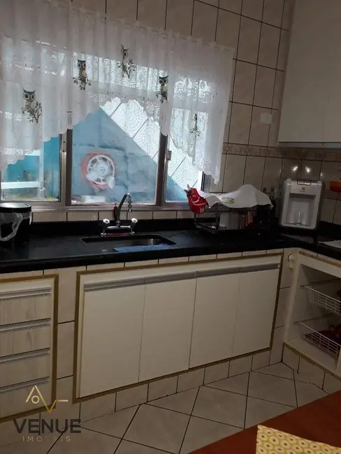 Foto 4 de Sobrado com 3 quartos à venda, 218m2 em Vila Sílvia, São Paulo - SP