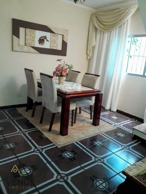 Foto 1 de Sobrado com 3 quartos à venda, 218m2 em Vila Sílvia, São Paulo - SP