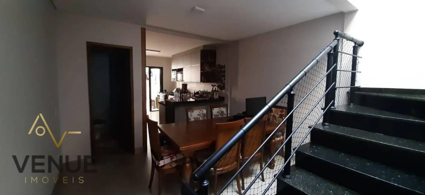 Sobrado com 3 quartos à venda, 180m2 em Parque São Lucas, São Paulo - SP - imagem 2 Foto 2 de Sobrado com 3 quartos à venda, 180m2 em Parque São Lucas, São Paulo - SP