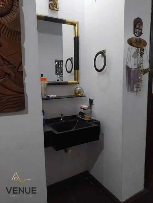 Sobrado com 3 quartos à venda, 280m2 em Itaim Paulista, São Paulo - SP - imagem 6 Foto 6 de Sobrado com 3 quartos à venda, 280m2 em Itaim Paulista, São Paulo - SP