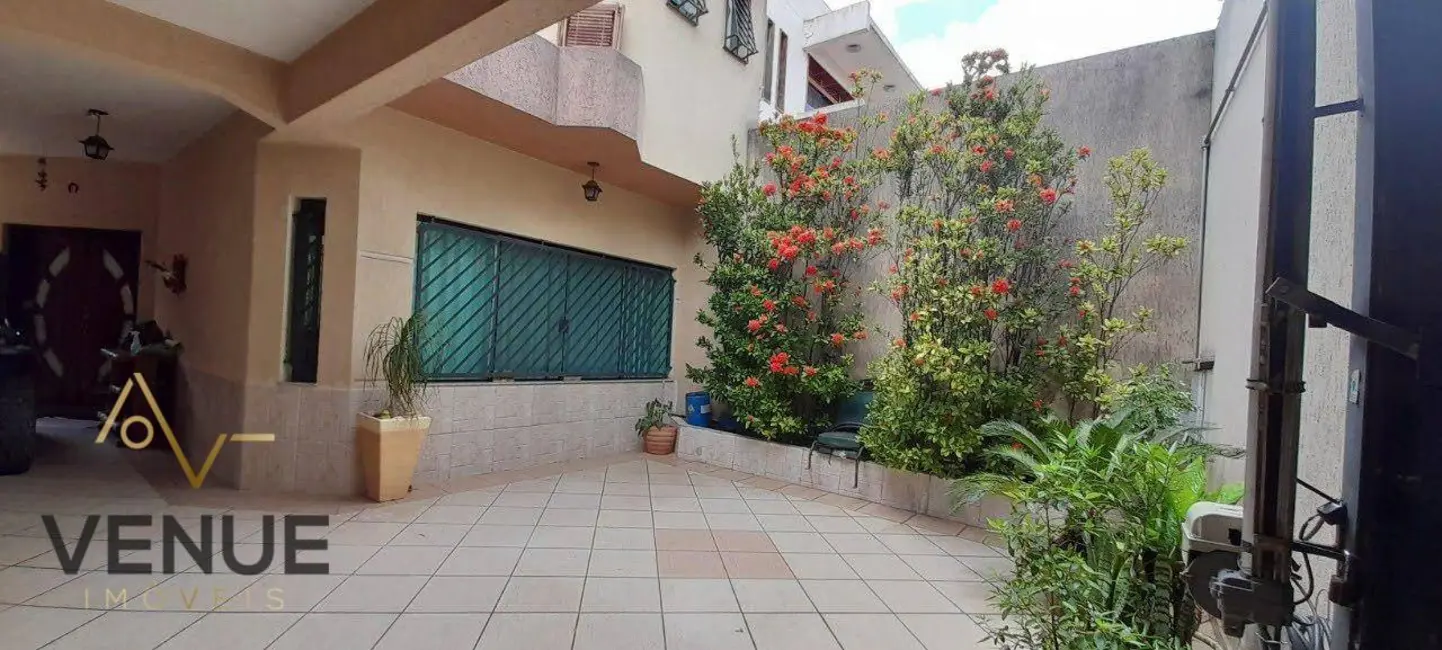 Sobrado com 4 quartos à venda, 357m2 em Vila Nova Manchester, São Paulo - SP - imagem 2 Foto 2 de Sobrado com 4 quartos à venda, 357m2 em Vila Nova Manchester, São Paulo - SP