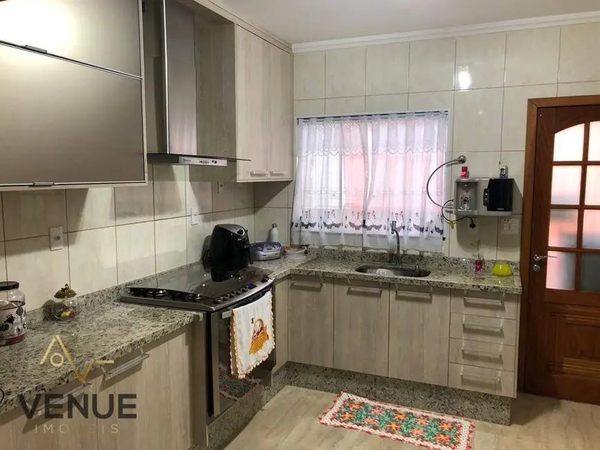 Sobrado com 3 quartos à venda, 180m2 em Vila Ivone, São Paulo - SP - imagem 2 Foto 2 de Sobrado com 3 quartos à venda, 180m2 em Vila Ivone, São Paulo - SP