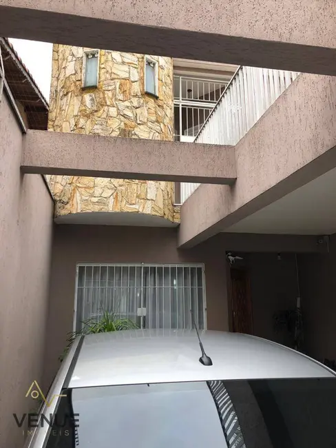 Sobrado com 3 quartos à venda, 180m2 em Vila Ivone, São Paulo - SP - imagem 9 Foto 9 de Sobrado com 3 quartos à venda, 180m2 em Vila Ivone, São Paulo - SP
