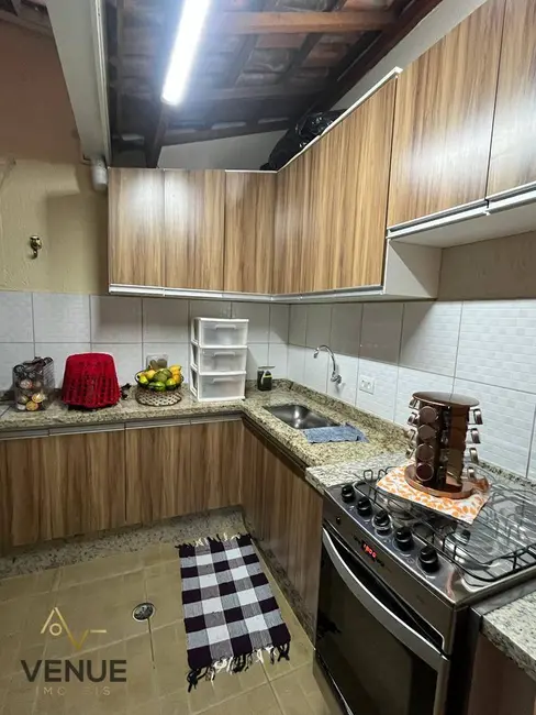 Foto 2 de Sobrado com 3 quartos à venda, 240m2 em Vila Marieta, São Paulo - SP