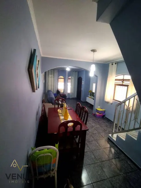 Sobrado com 3 quartos à venda, 156m2 em Jardim Las Vegas, Santo Andre - SP - imagem 5 Foto 5 de Sobrado com 3 quartos à venda, 156m2 em Jardim Las Vegas, Santo Andre - SP