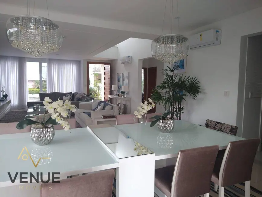 Foto 8 de Sobrado com 3 quartos à venda, 377m2 em Parque Residencial Itapeti, Mogi Das Cruzes - SP