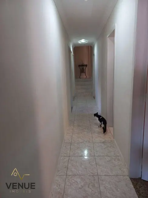 Sobrado com 4 quartos à venda, 227m2 em Cidade Líder, São Paulo - SP - imagem 7 Foto 7 de Sobrado com 4 quartos à venda, 227m2 em Cidade Líder, São Paulo - SP