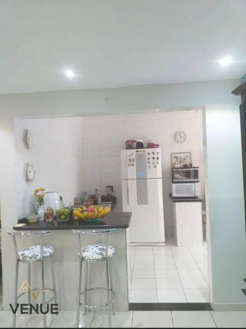 Foto 6 de Sobrado com 3 quartos à venda, 250m2 em Aruja - SP