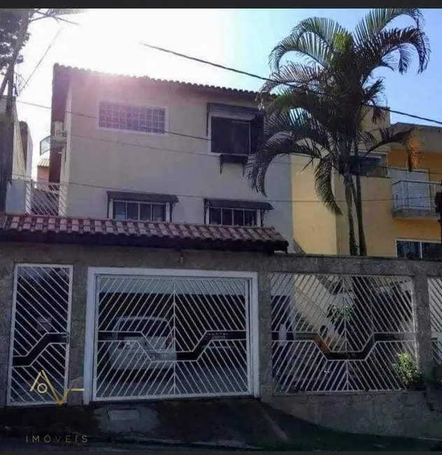 Foto 1 de Sobrado com 3 quartos à venda, 250m2 em Aruja - SP