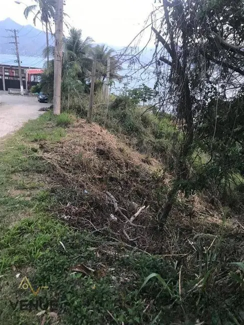Foto 3 de Terreno / Lote à venda, 707m2 em Sao Sebastiao - SP