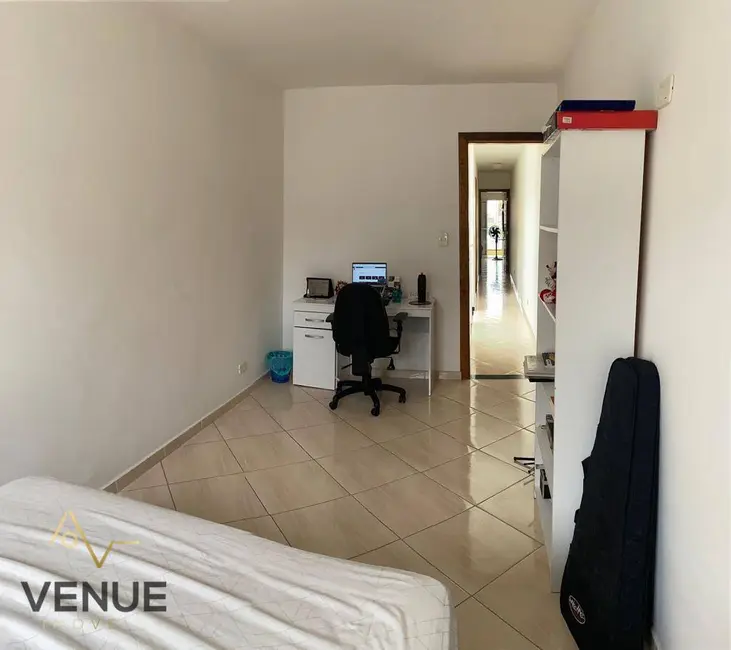 Sobrado com 3 quartos à venda, 140m2 em Jardim Triana, São Paulo - SP - imagem 6 Foto 6 de Sobrado com 3 quartos à venda, 140m2 em Jardim Triana, São Paulo - SP