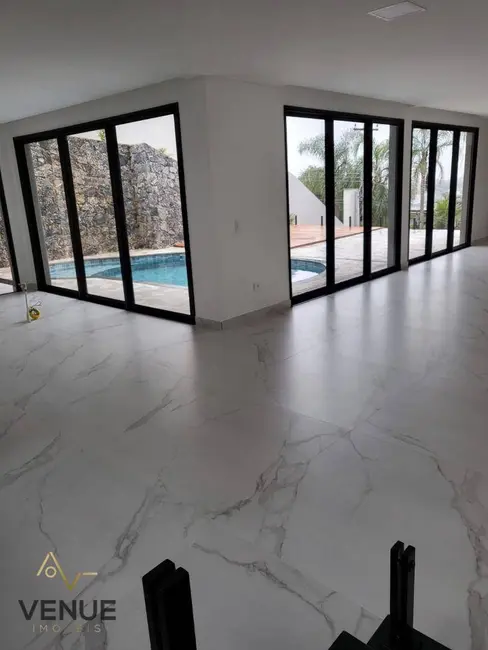 Foto 8 de Sobrado com 3 quartos à venda, 491m2 em Jardim Imperial Hills III, Aruja - SP