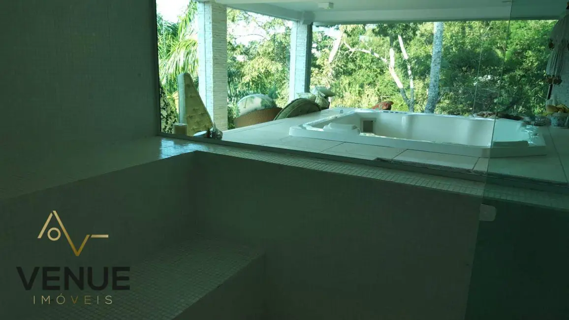 Casa de Condomínio com 6 quartos à venda, 2200m2 em Caputera, Aruja - SP - imagem 7 Foto 7 de Casa de Condomínio com 6 quartos à venda, 2200m2 em Caputera, Aruja - SP