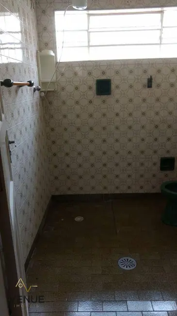 Sobrado com 6 quartos à venda, 250m2 em Jardim Estela, Poa - SP - imagem 9 Foto 9 de Sobrado com 6 quartos à venda, 250m2 em Jardim Estela, Poa - SP