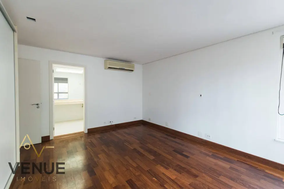 Foto 7 de Casa de Condomínio com 4 quartos à venda, 516m2 em Jardim Everest, São Paulo - SP