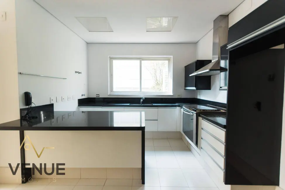 Foto 5 de Casa de Condomínio com 4 quartos à venda, 516m2 em Jardim Everest, São Paulo - SP