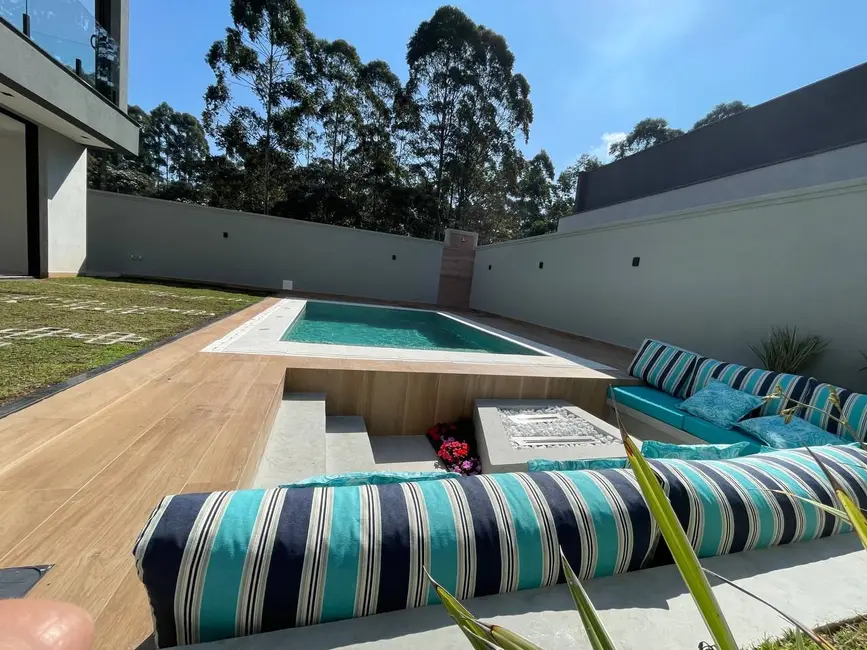 Casa de Condomínio com 3 quartos à venda, 346m2 em Residencial Real Park, Aruja - SP - imagem 8 Foto 8 de Casa de Condomínio com 3 quartos à venda, 346m2 em Residencial Real Park, Aruja - SP