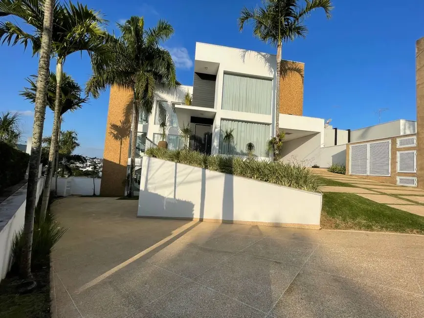 Foto 2 de Casa de Condomínio com 4 quartos à venda, 600m2 em Perová, Aruja - SP