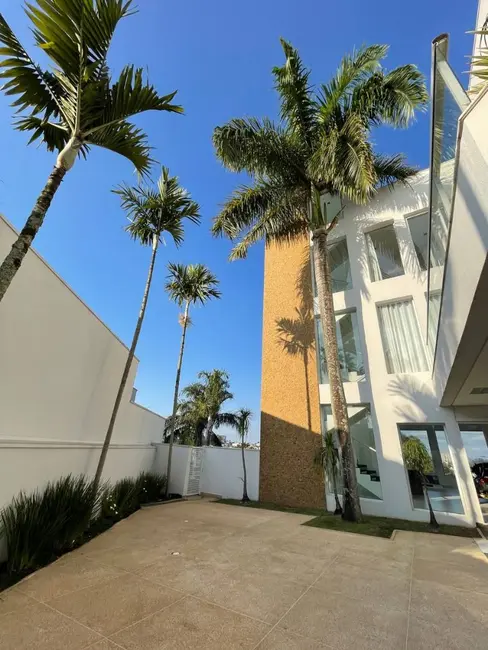 Foto 7 de Casa de Condomínio com 4 quartos à venda, 600m2 em Perová, Aruja - SP