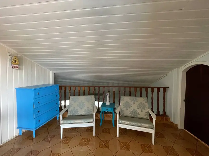 Foto 8 de Casa de Condomínio com 3 quartos à venda e para alugar, 300m2 em Caputera, Aruja - SP