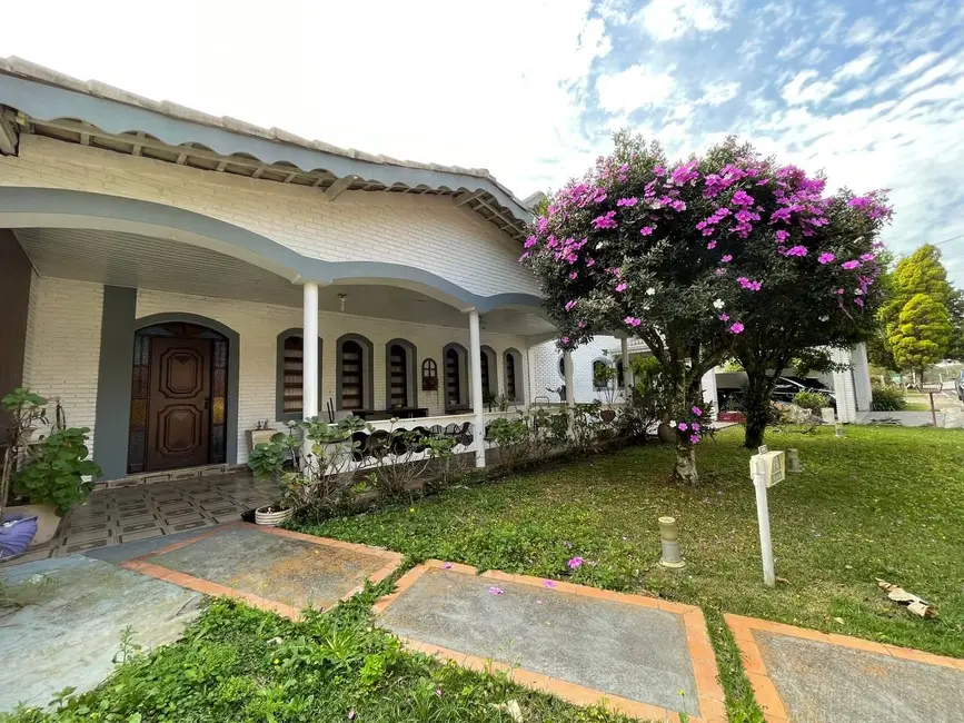 Foto 1 de Casa de Condomínio com 3 quartos à venda e para alugar, 300m2 em Caputera, Aruja - SP
